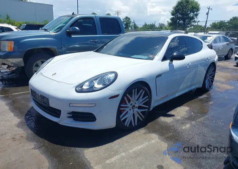 2016 Porsche Panamera 4 z USA, uszkodzony, nr VIN WP0AA2A71GL003099